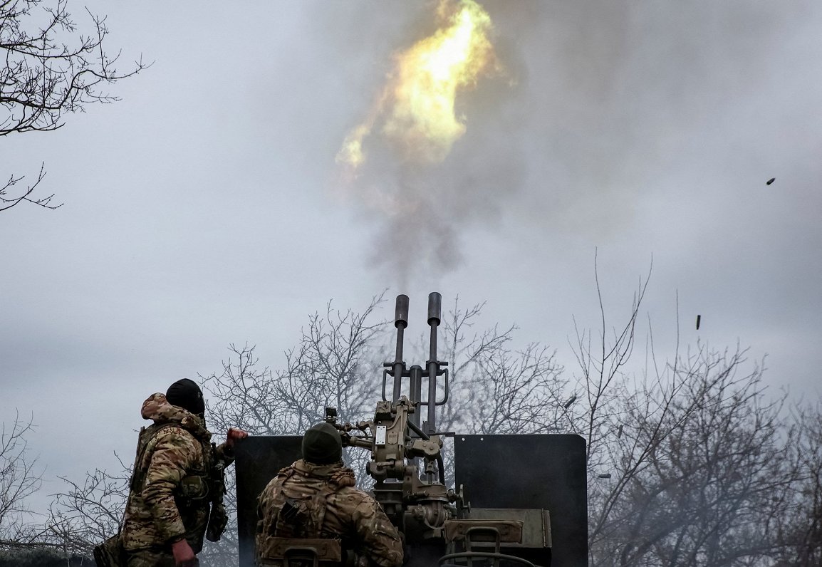 Ukrainas spēki frontes līnijā netālu no Bahmutas