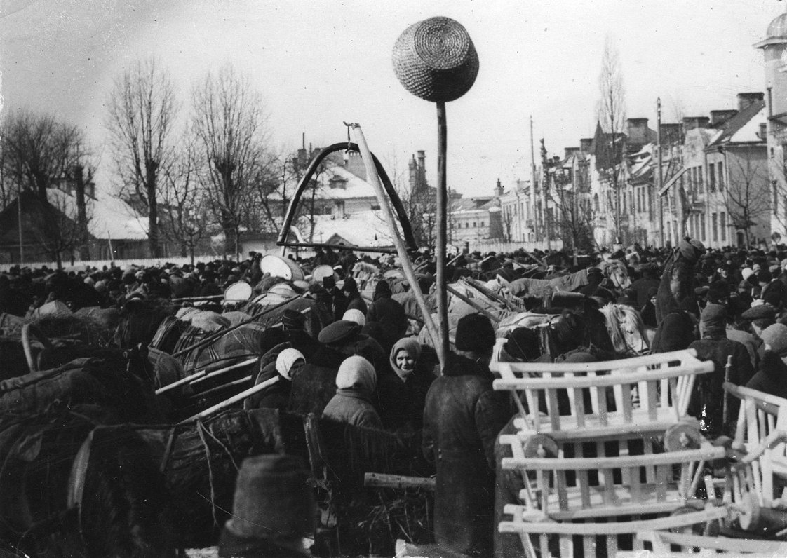 Gadatirgus Svētā Kazimira dienā Viļņā Lukišču laikumā. 04.03.1932