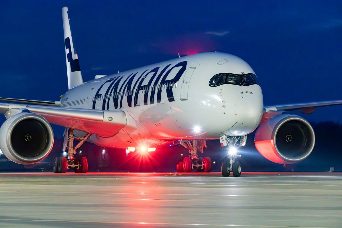 Somijas nacionālās lidsabiedrības &quot;Finnair&quot; gaisa kuģis &quot;Airbus A350-941&quot; RIX Rī...