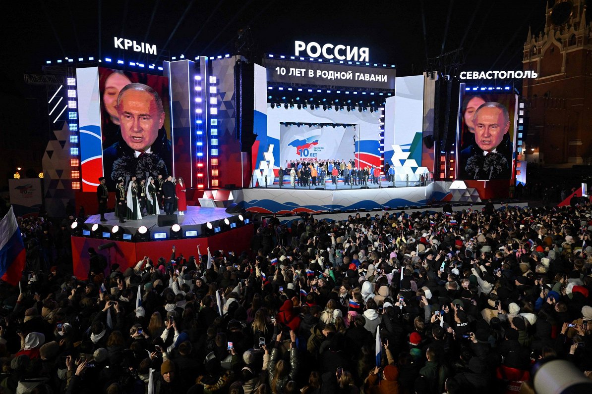 Krimas aneksijas jubilejai veltīts koncerts Sarkanajā laukumā Maskavā