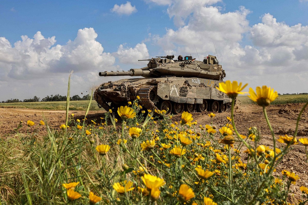 izraēlas armijas tanks pie Gazas robežas