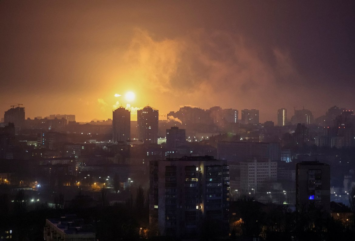 Krievijas armijas raķešu uzbrukums Kijivai.