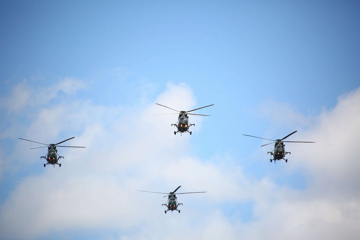 Polijas armijas helikopteri