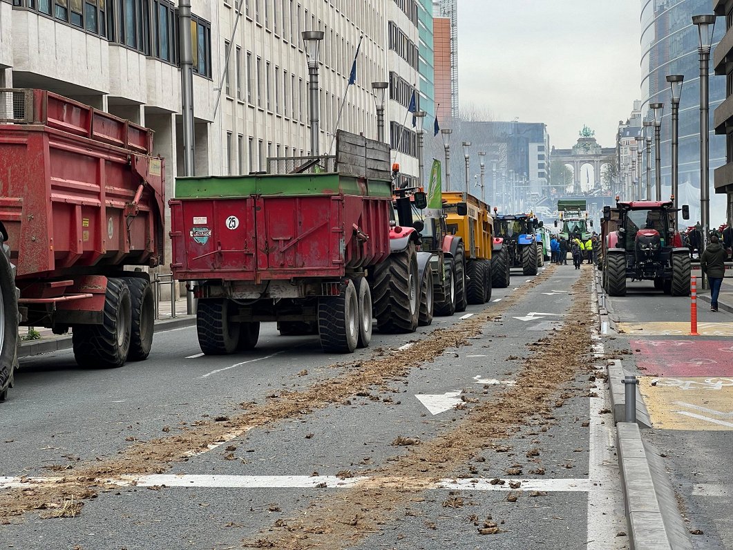 Zemnieku protesta akcija Briselē