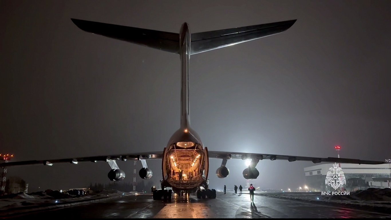Kara transporta lidmašīna &quot;Il-76&quot;