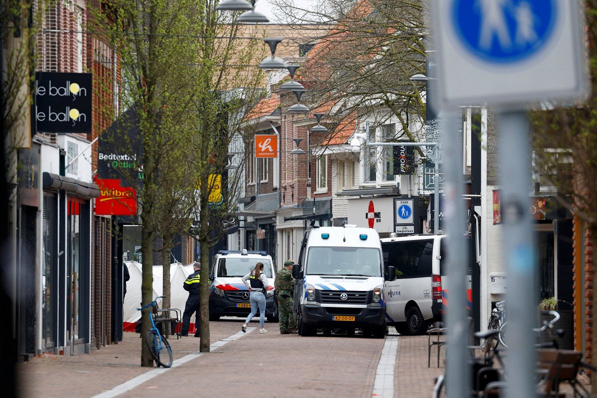Nīderlandes pilsētā Edē sagrābti ķīlnieki