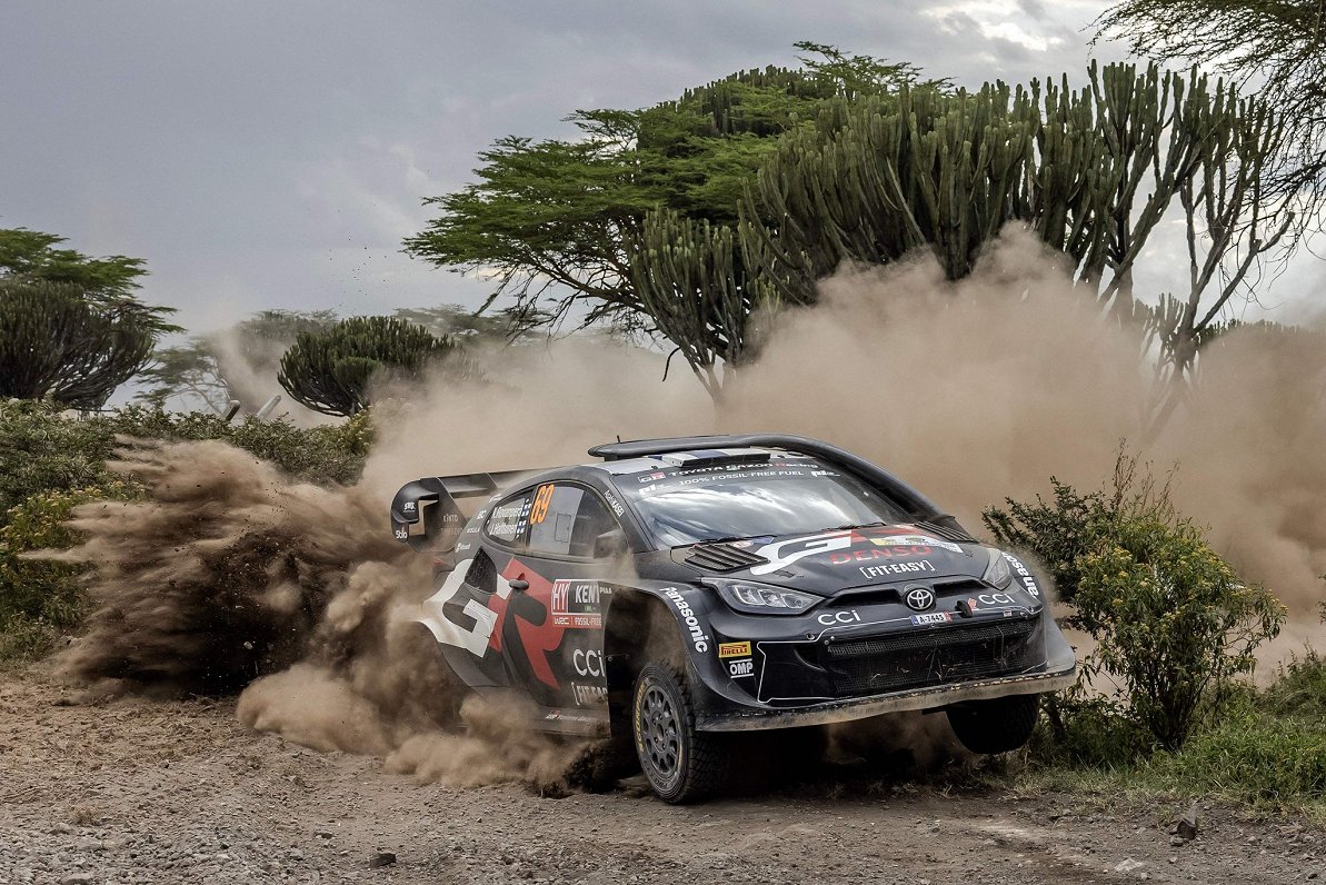 Kalles Rovanperas ekipāža 2024. gada Kenijas WRC posmā.
