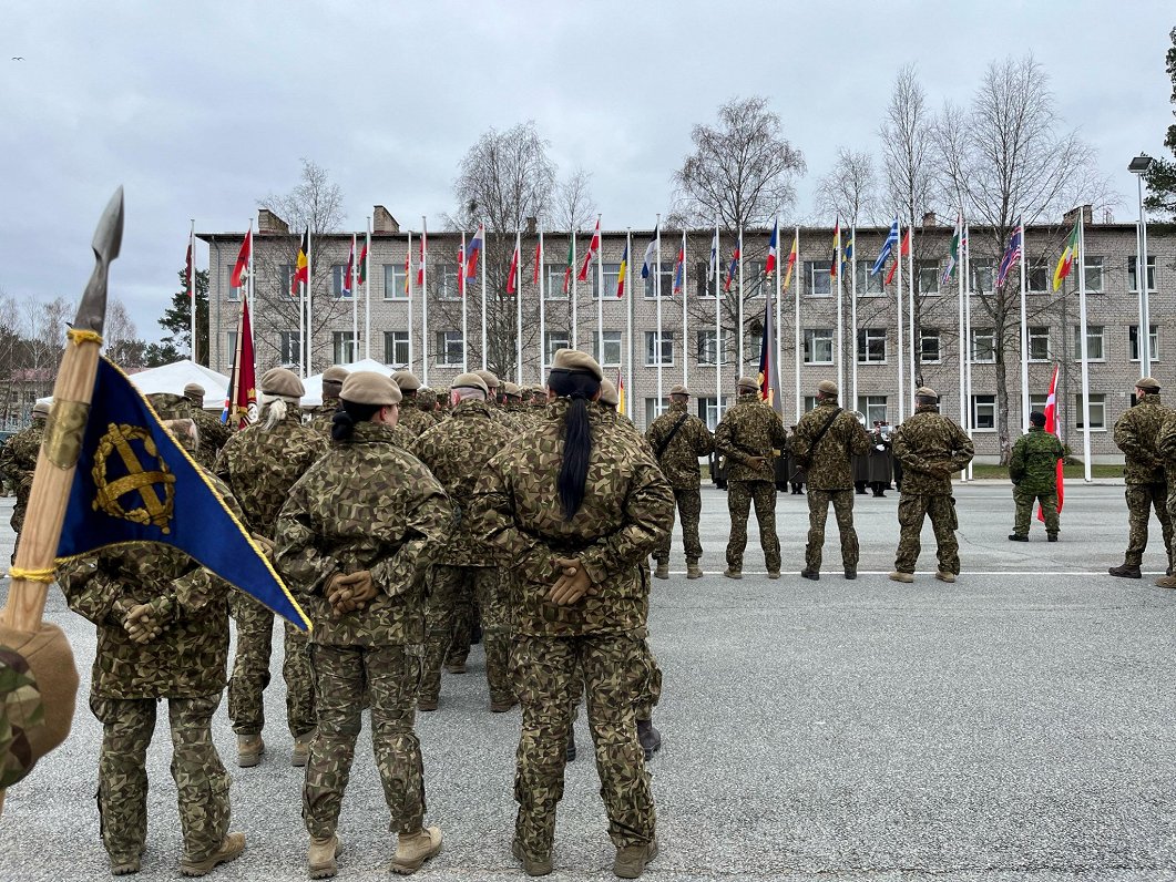 NATO jubilejas atzīmēšana Ādažu militārajā bāzē.