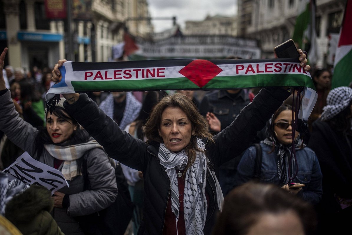 Palestīniešu atbalsta demonstrācija Spānijas galvaspilsētā Madridē