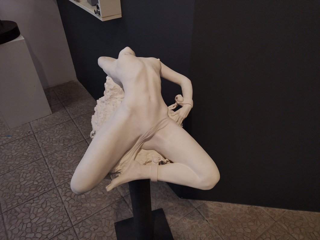 Выставка художника Владимира Павлова и скульптора Олега Путилина в Риге