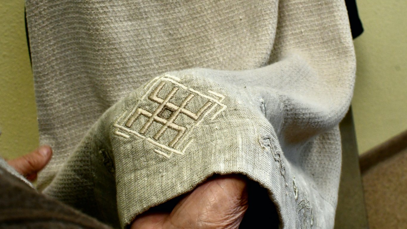 Мастерицы в Дуагмале и их вышивка