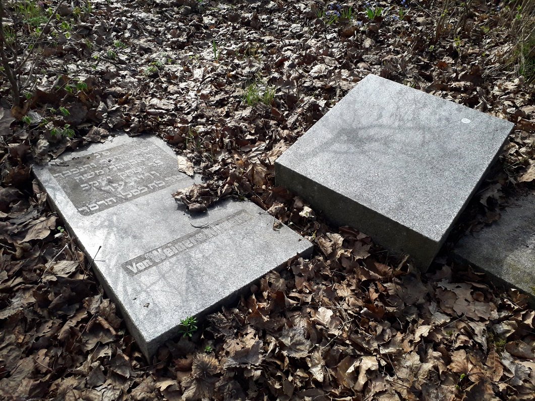 Jewish grave in Cēsis 'German Cemetery'