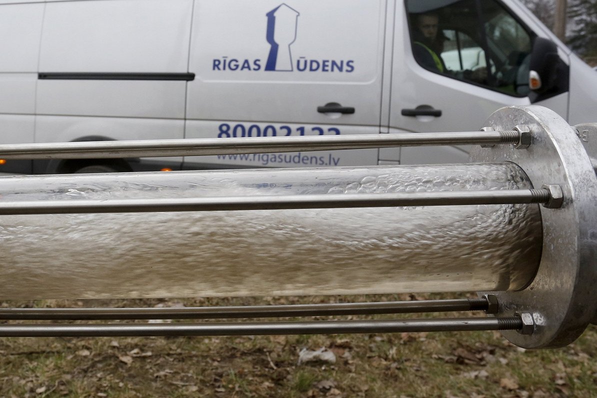 SIA &quot;Rīgas ūdens&quot; ūdensvada skalošanas darbi.