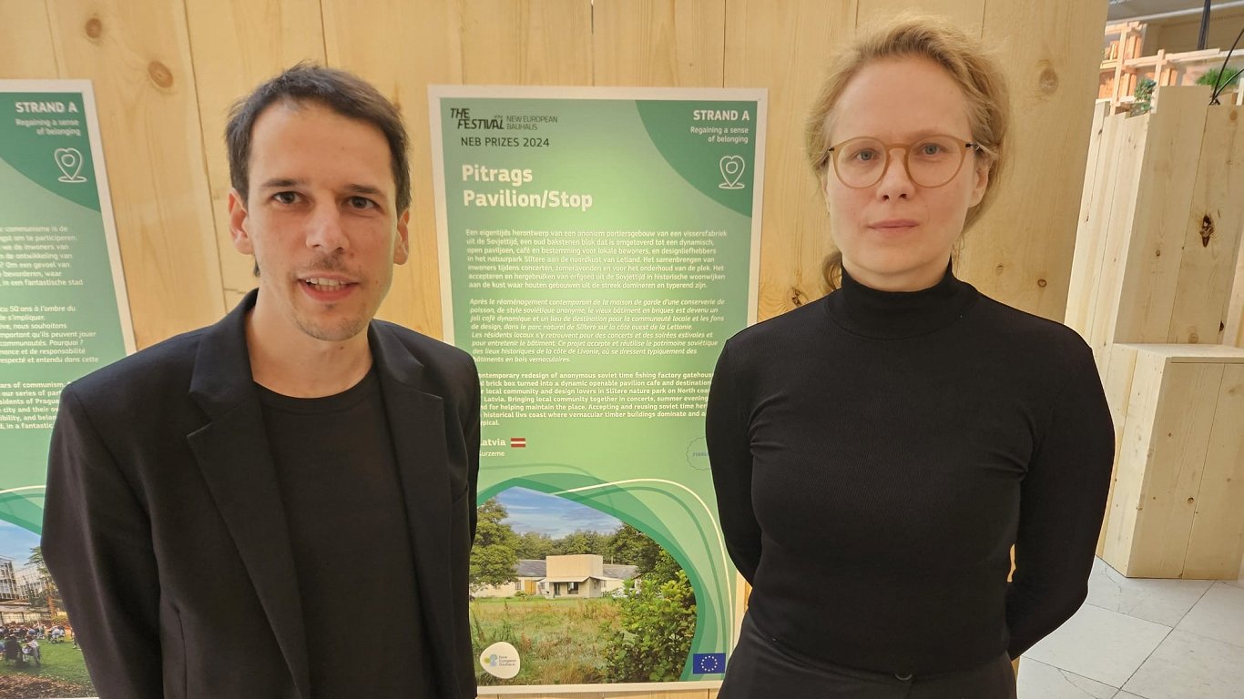 Latvijas arhitekti Miķelis un Linda «Jaunā Eiropas Bauhaus» festivālā Briselē, Beļģijā