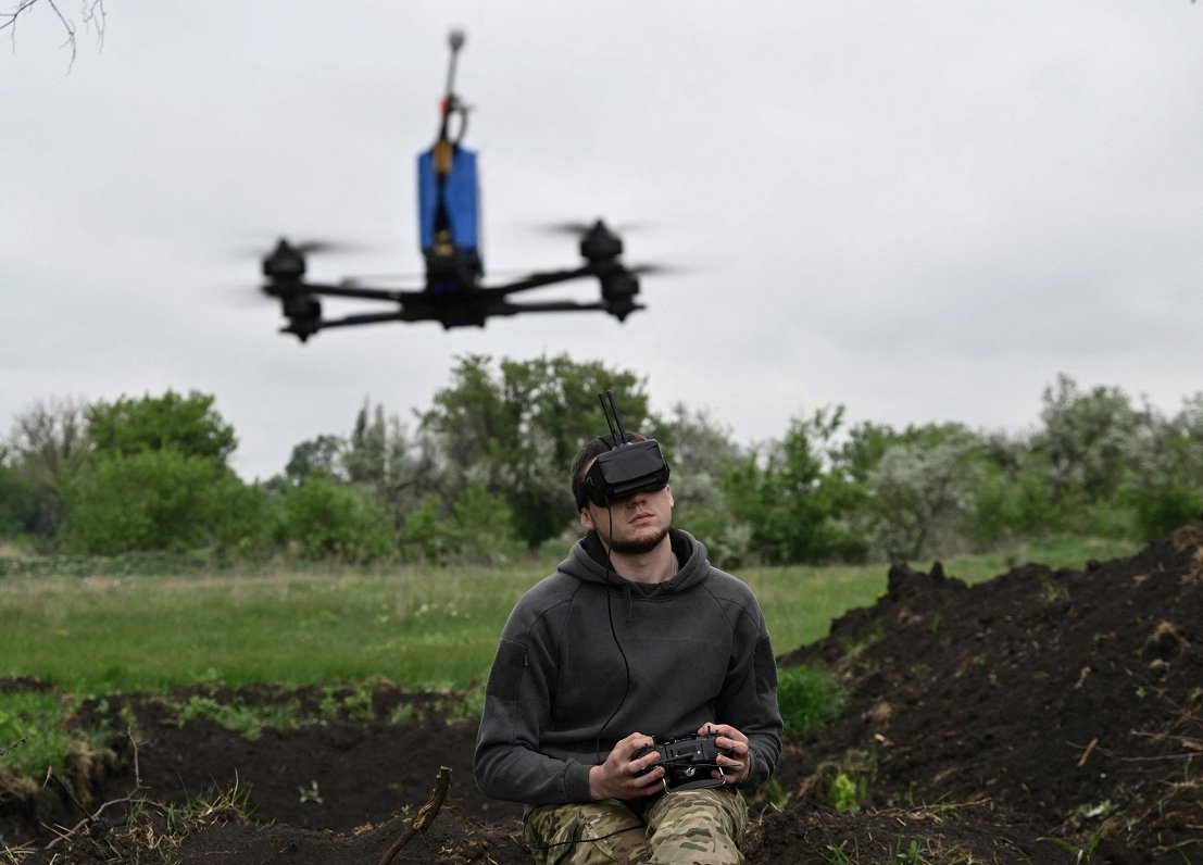 Ukrainas armijas dronu apmācības Doneckas reģionā.