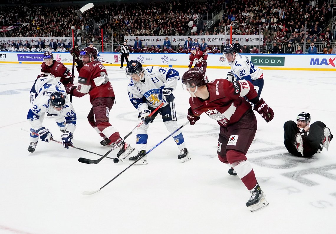 Сборная Латвии в контрольном матче против Финляндии