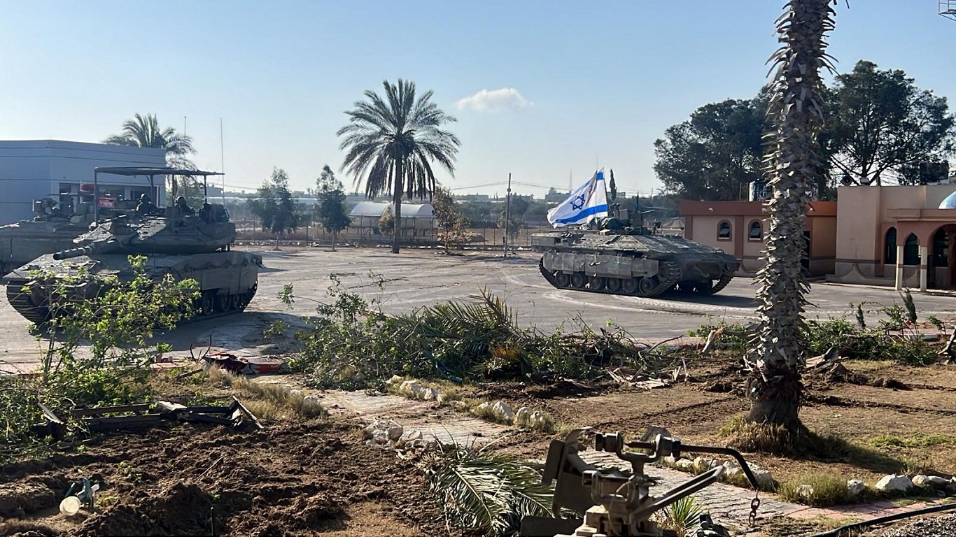Izraēlas spēki Rafahas pilsētā Gazas joslā