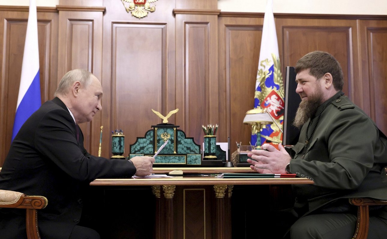 Krievijas diktators Vladimirs Putins tiekas ar Čečenijas vadoni Ramzanu Kadirovu, 2023. gada septemb...
