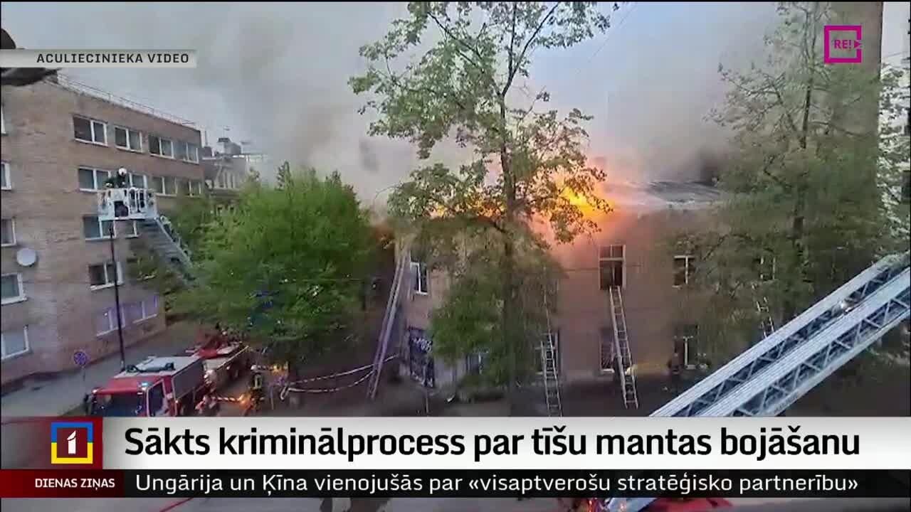 Ceturtdien sākta krimināllieta par ugunsgrēkiem Rīgas centrā / Raksts