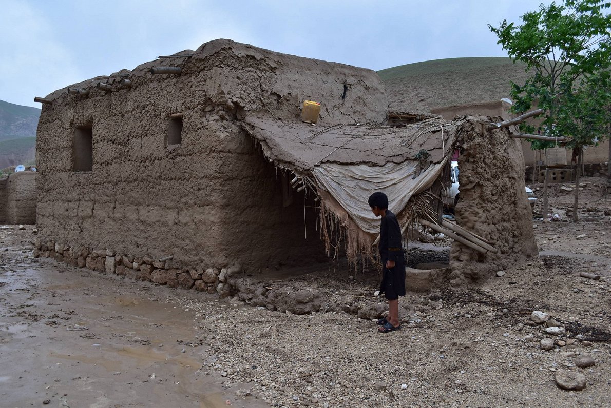 Plūdos cietis ciems Baglānas provincē, Afganistānā, 2024. gada 11. maijs.