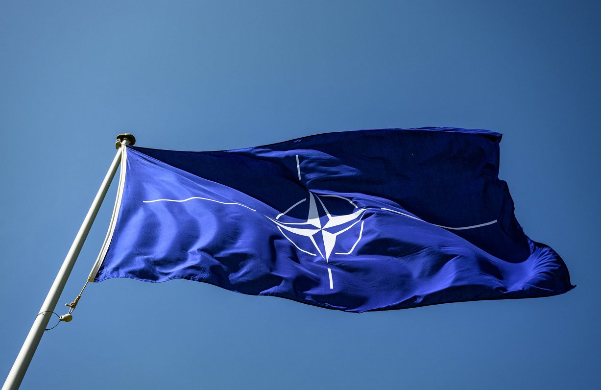 Eksperti un diplomāti Latvijā spriež par NATO izaicinājumiem; sagaida risinājumus atturēšanā un aizsardzībā