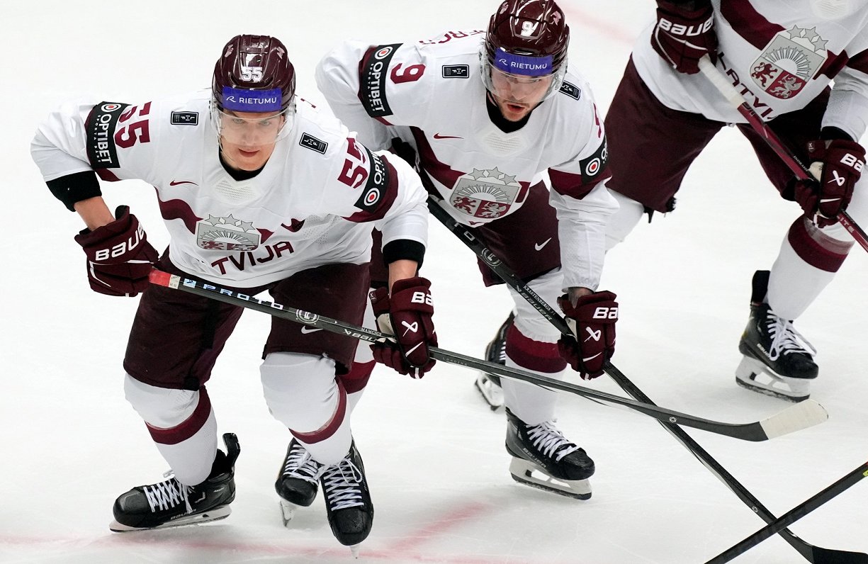 Хоккеисты сборной Латвии на чемпионате мира в Остраве