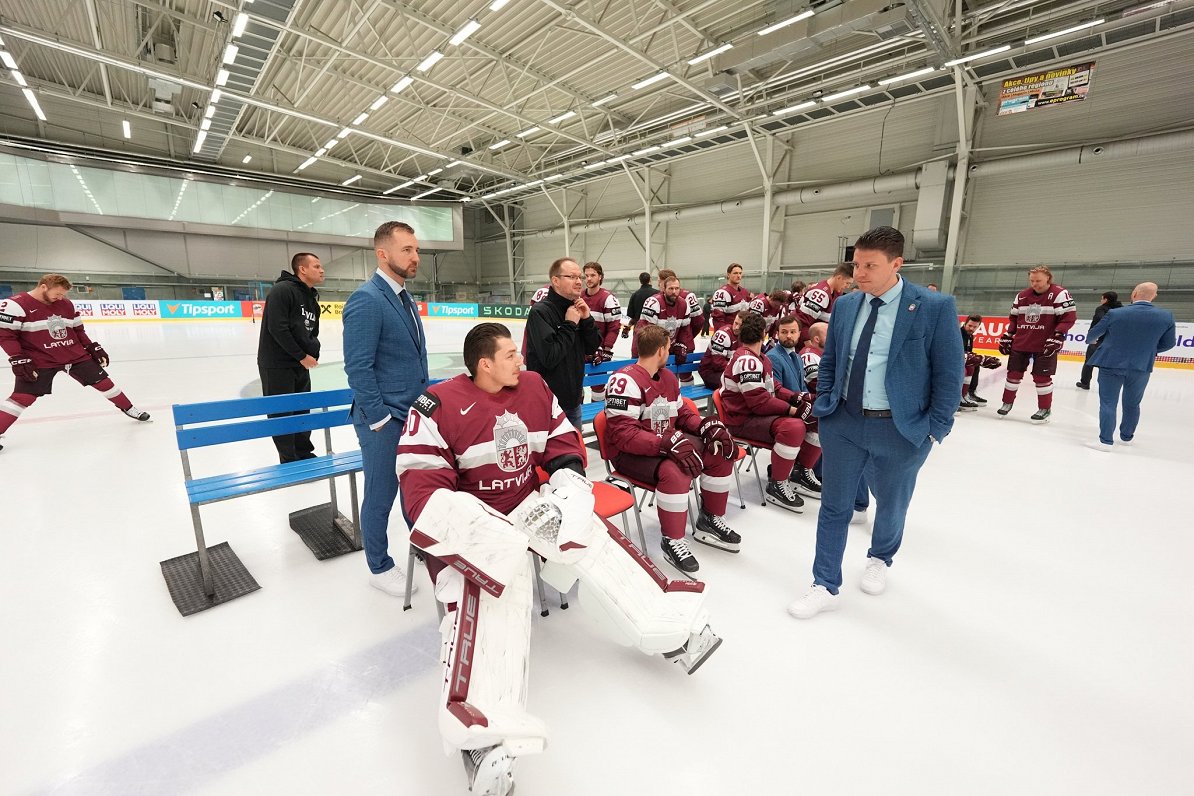 Фотосессия сборной Латвии на ЧМ по хоккею в Остраве