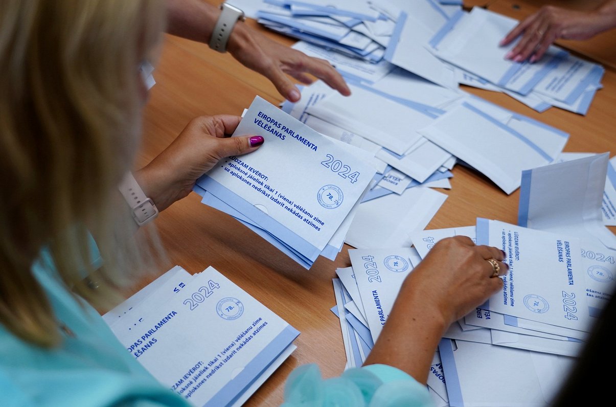 Подсчет голосов на выборах в Европарламент на 78-м участке