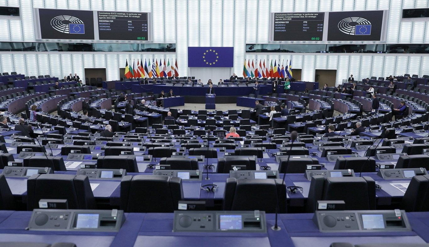 Eiropas Parlamenta sēžu zāle Strasbūrā.