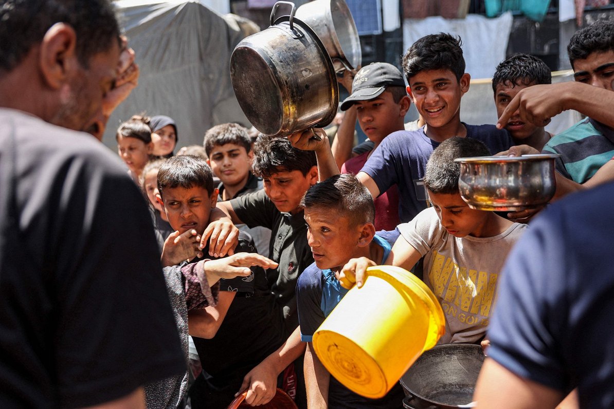 Palestīniešu bērni Džebālijas bēgļu nometnē, Gazas joslā