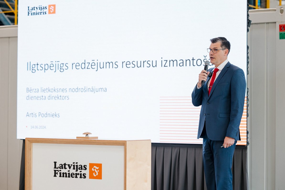 &quot;Latvijas finieris&quot; ražotnes atklāšana Kuldīgā.