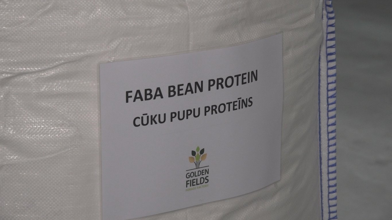 Pārtikas proteīna ražotnes atklāšana Liepājā.