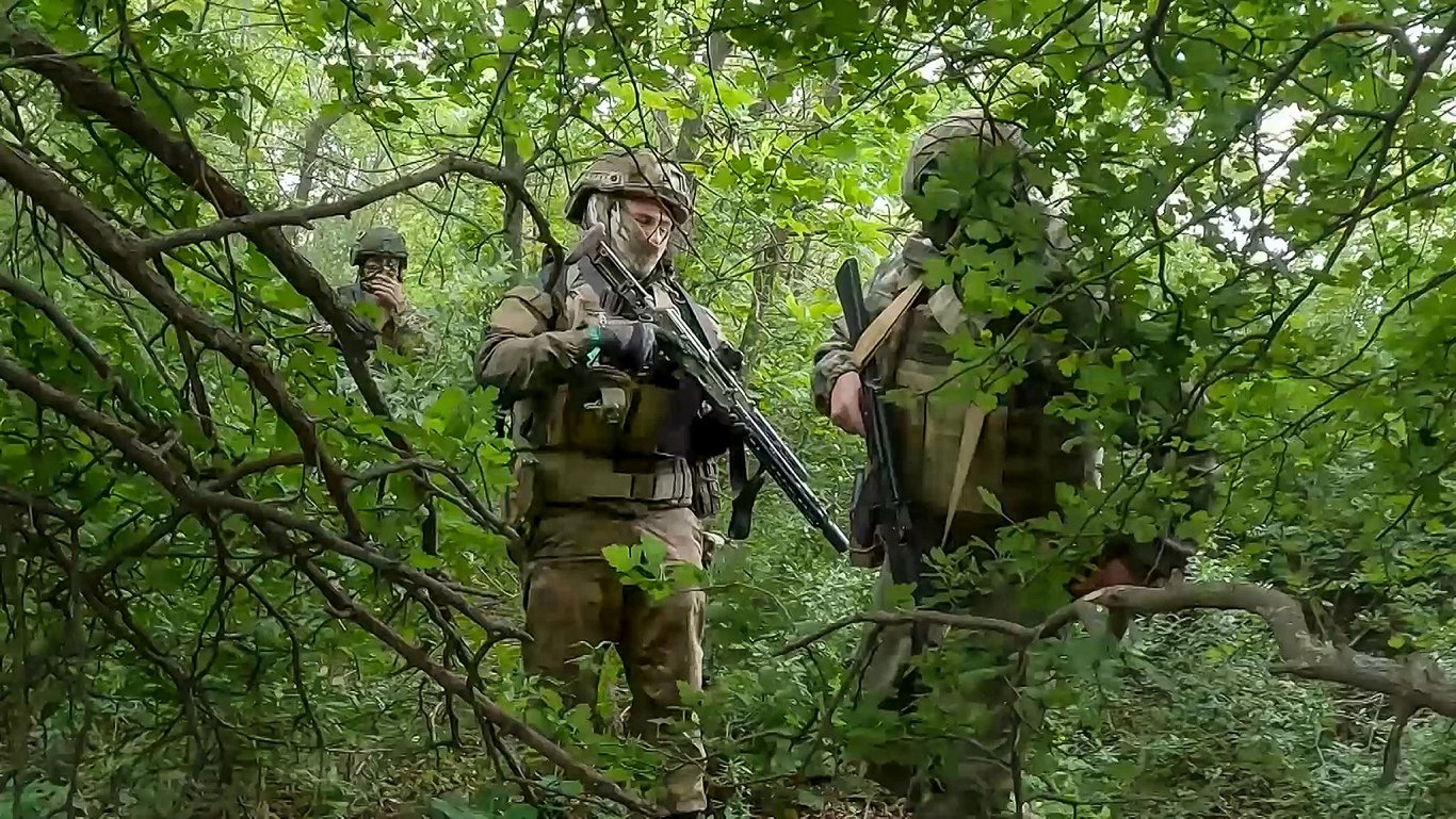 Krievijas armijas karavīri Ukrainā.