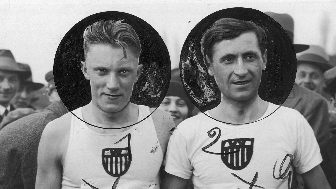 Stanisław Petkiewicz (z lewej) i Marian Sarnacki (z prawej). 1929. ●&nbsp;Станислав Петкевич (слева)...