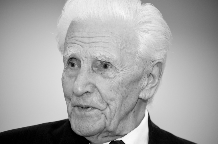 Янис Кубилис  (1923-2024)