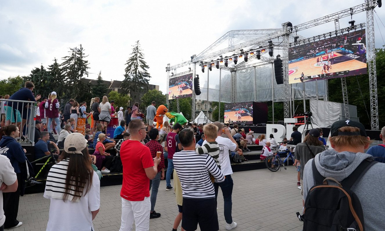 Basketbola savienības šefu priecē pretinieki olimpiskajā kvalifikācijā, ārzemju fanu skaits nesatrauc