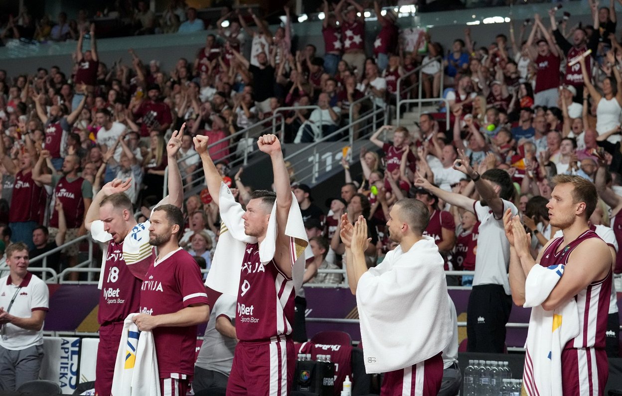 Latvijas un Kamerūnas basketbola izlašu spēle olimpiskā kvalifikācijas turnīra pusfinālā