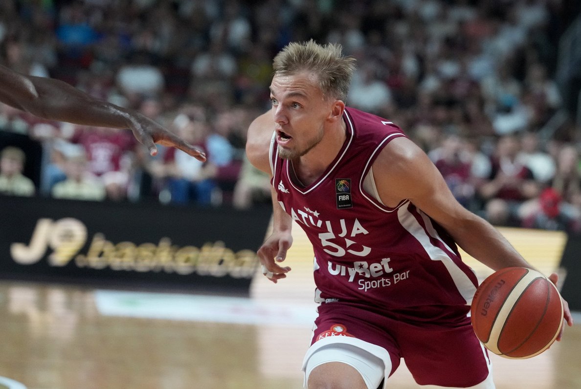 Latvijas un Kamerūnas basketbola izlašu spēle olimpiskā kvalifikācijas turnīra pusfinālā