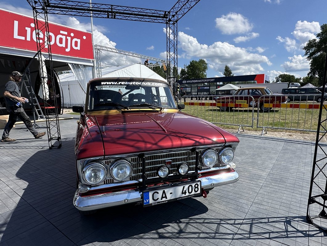 &quot;Rally 1965-2024&quot; vēstures ekspozīcija Karostā WRC Servisa parkā.