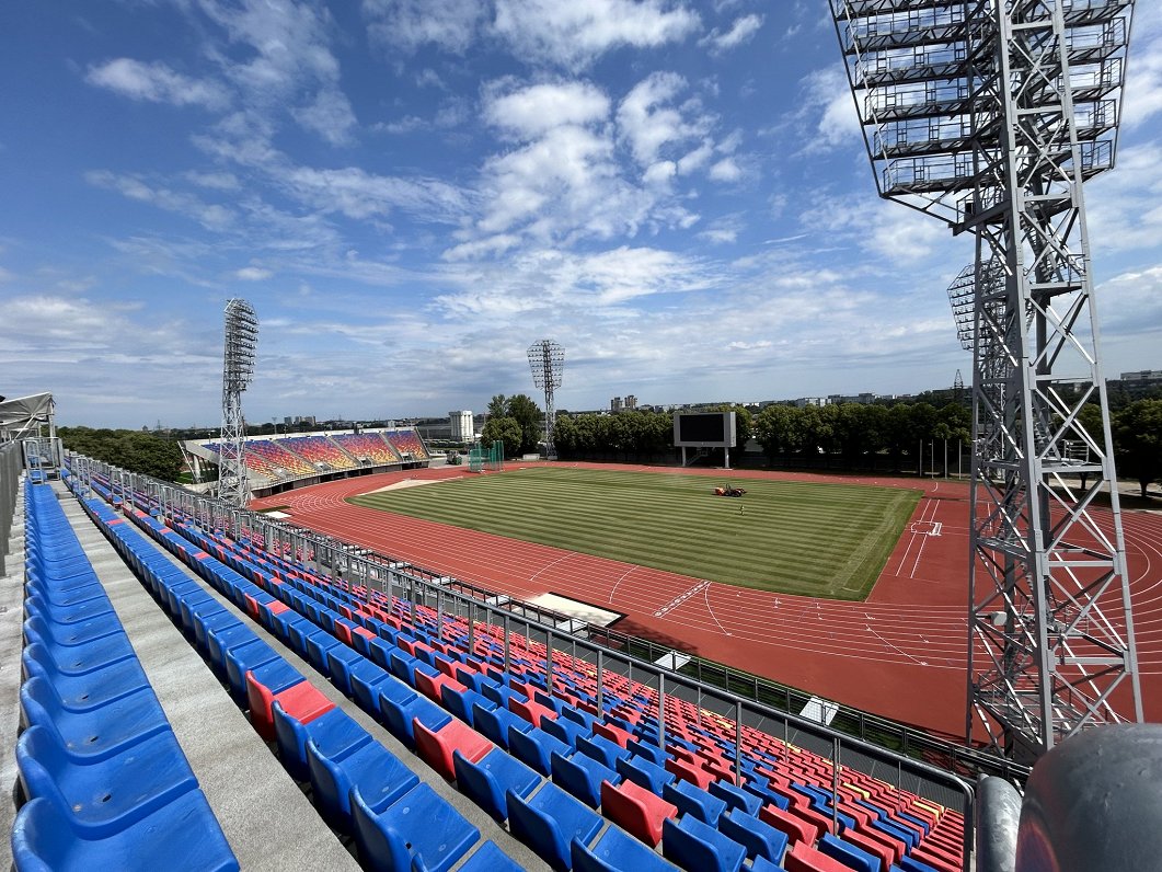 Rekonstruēts Daugavas stadiona centrālais sporta laukums.