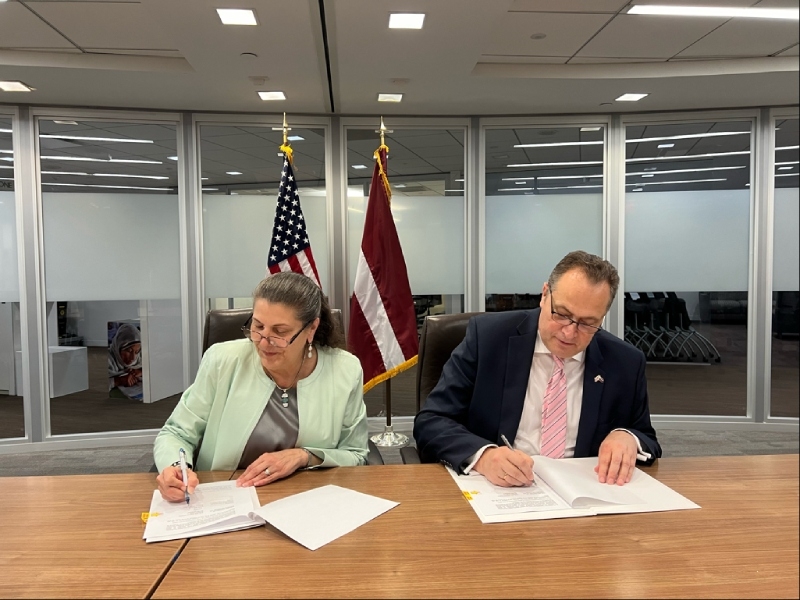 Latvia and US sign digitization development MoU