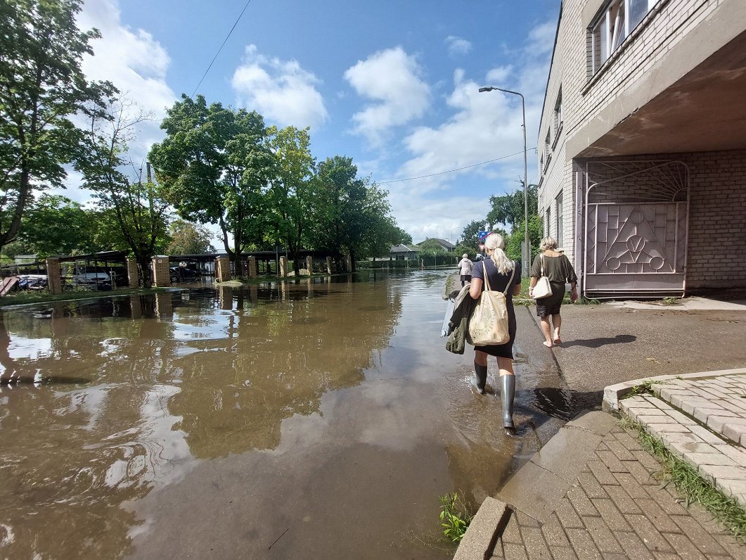 Lietavu izraisītie plūdi Jelgavā.