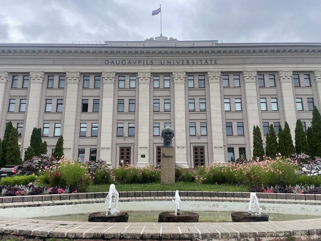 Daugavpils universitāte.