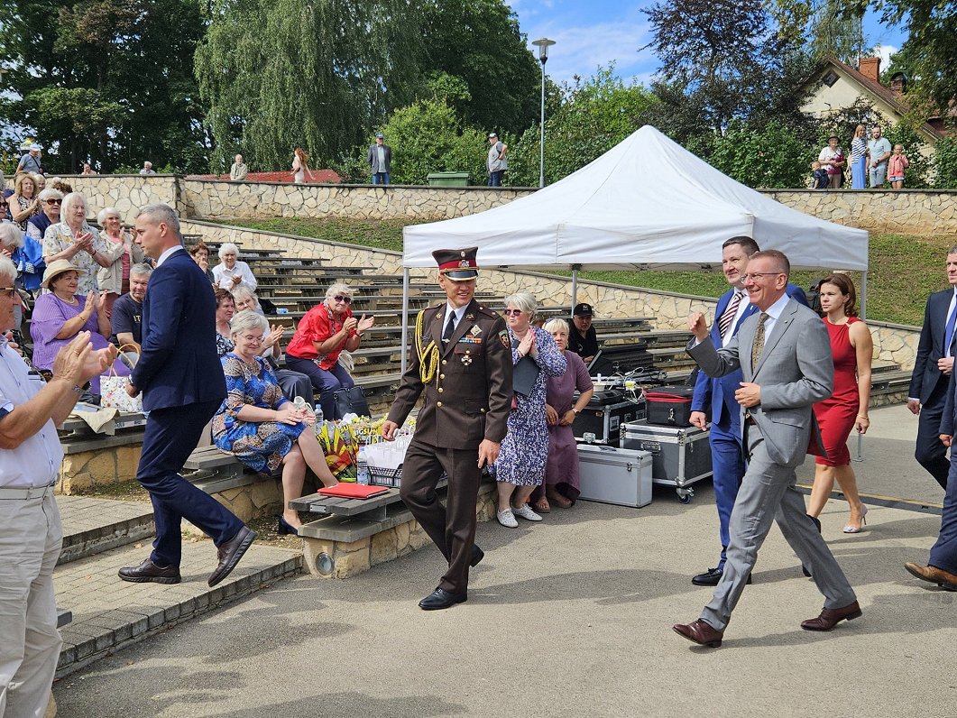 Politiski represētos Ikšķilē uzrunāja Valsts prezidents Edgars Rinkēvičs