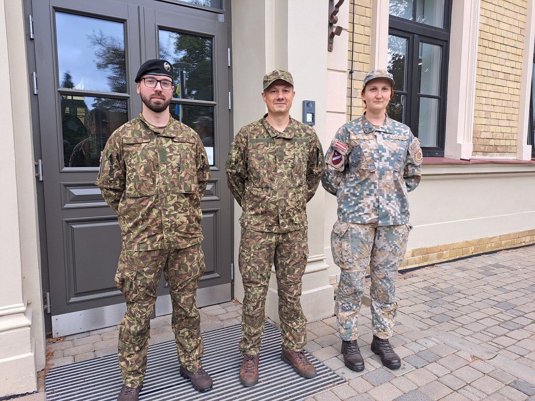 Bērnu klīniskās universitātes slimnīcas (BKUS) zemessargi.