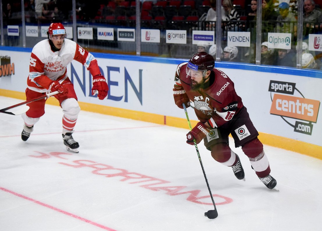 Latvijas hokejisti pārspēj Dānijas izlasi pārbaudes spēlē