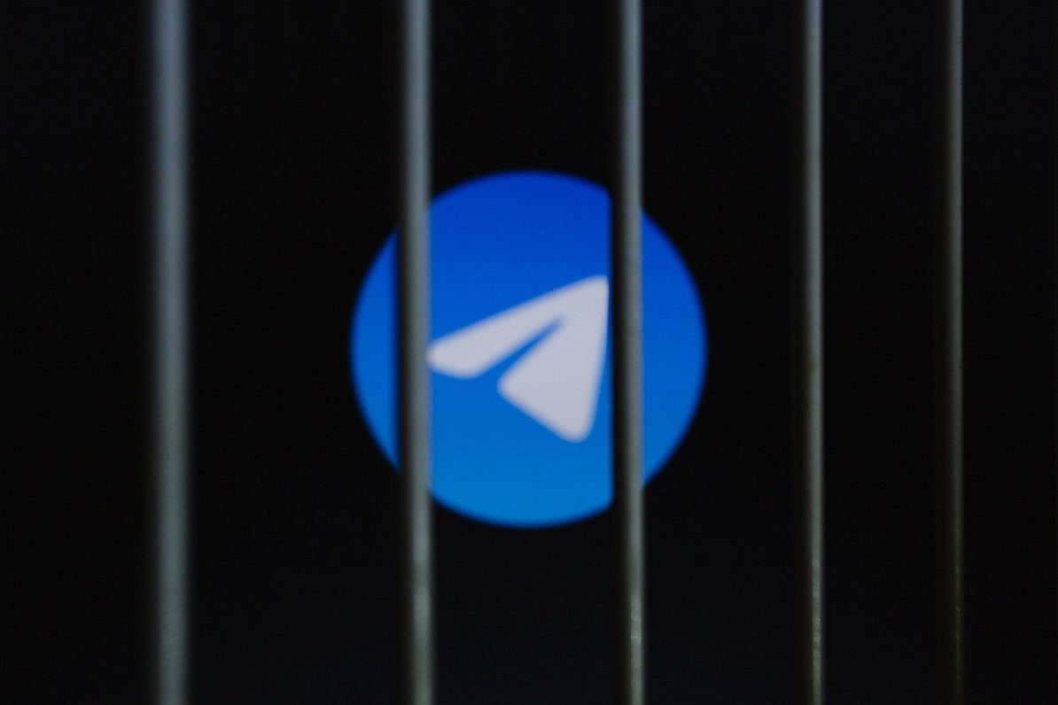 &quot;Telegram&quot; logo aiz restēm