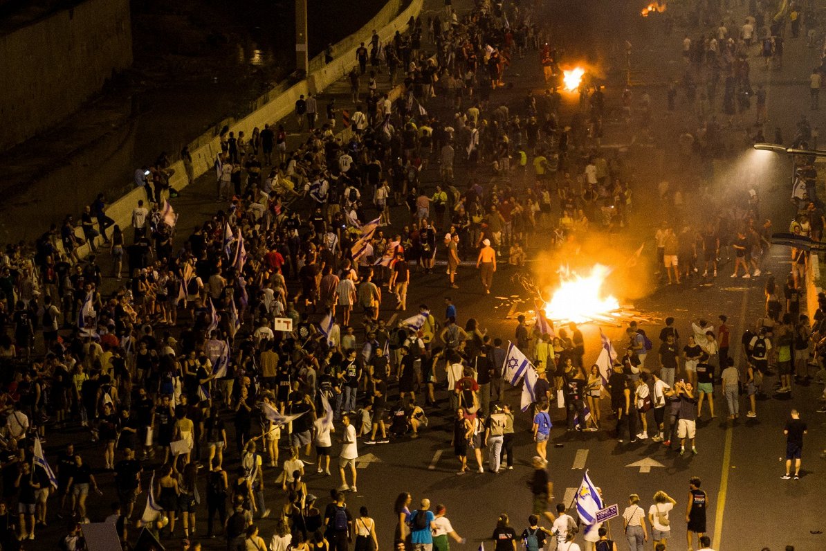 Protesti Izraēlas galvaspilsētas Televivas ielās. 2024. gada 1. septembris.