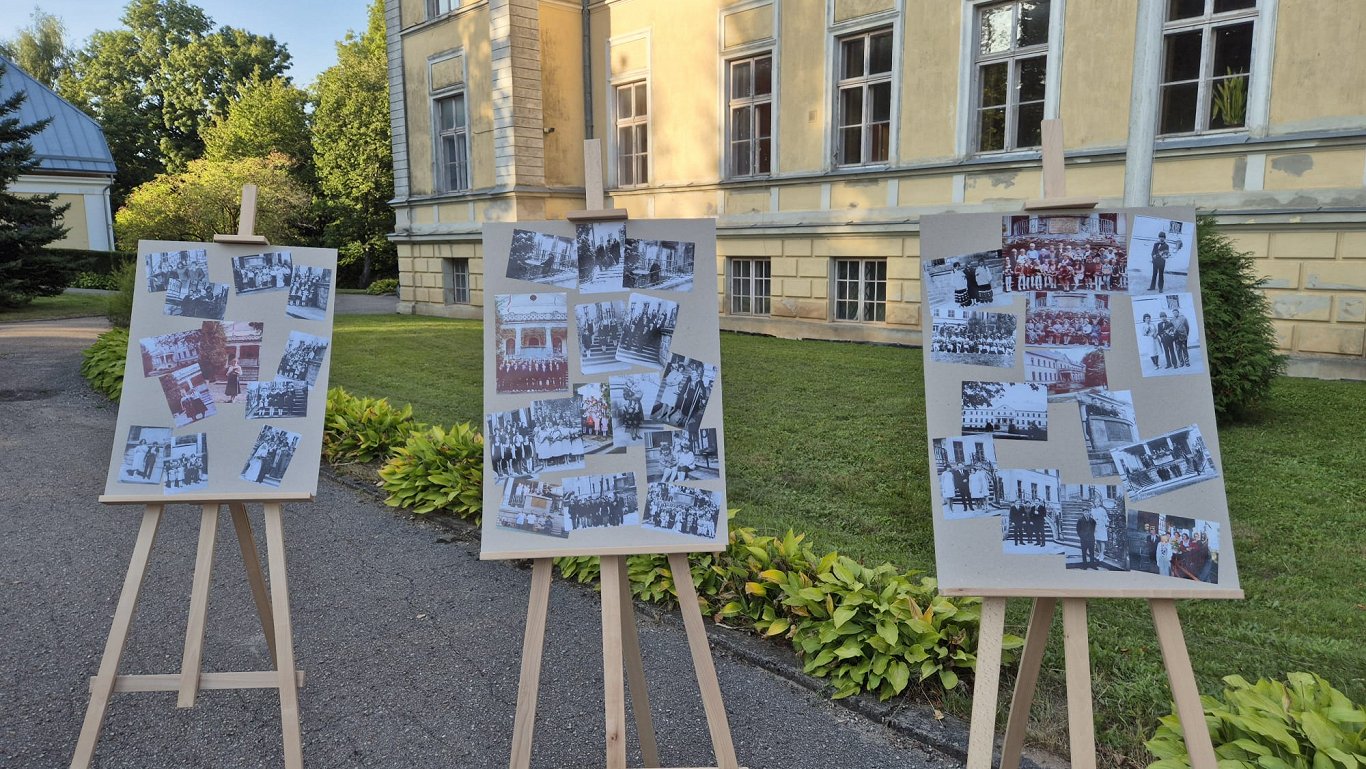 Seno fotogrāfiju izpēte Rudbāržu pagastā