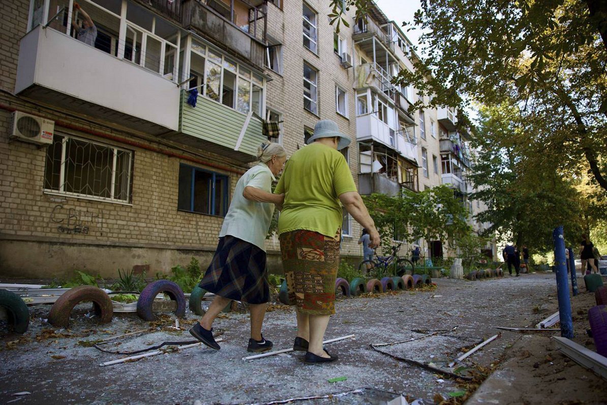 Бабушки. Паловград, Донецкая область. 08.09.2024